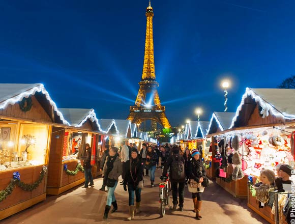 Paris: Tour de ville/Marché de Noël/Shopping/Découverte - Voyages Peeters